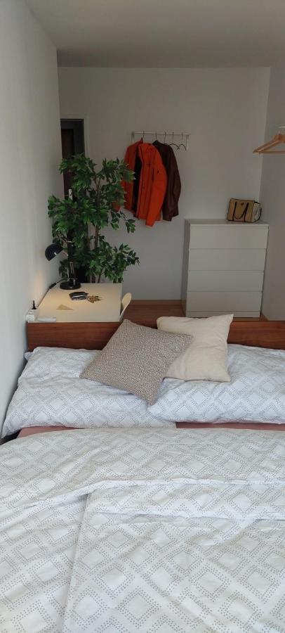 Cozy Apartment Near Augarten Wien Exteriör bild